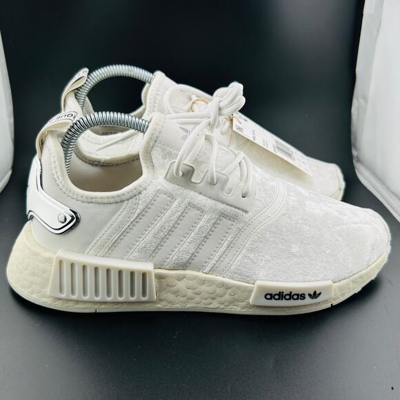 Adidas NMD_R1 Women’s Size 7.5 GW5681 White Silver Metallic Velvet Upper Boost - Picture 5 of 8